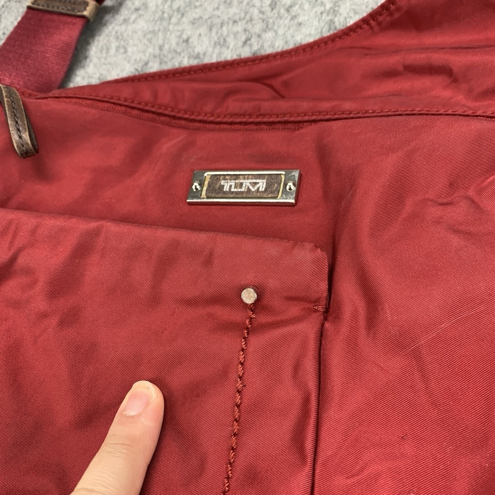 TUMI Voyageur Sumatra Crossbody Travel Bag Burgundy Red - Picture 5 of 16
